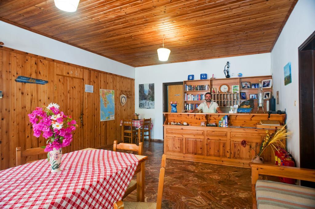 Dolphin Apartments Франгокастелло Экстерьер фото