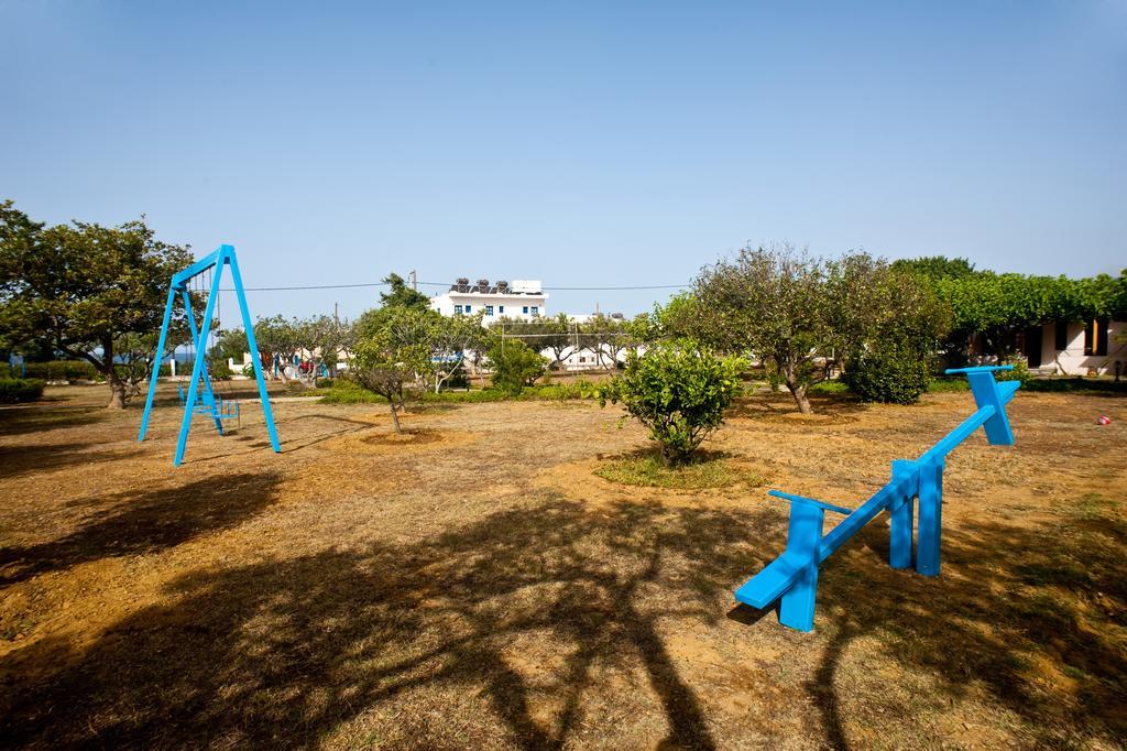 Dolphin Apartments Франгокастелло Экстерьер фото